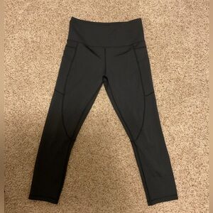 ZYIA Pocket Light n Tight Hi-Rise Capri 20”